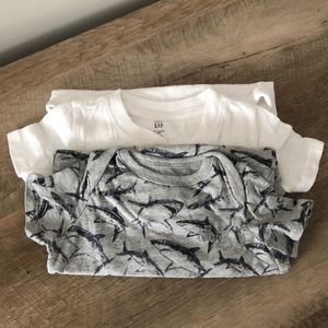 Babygap boy bodysuits